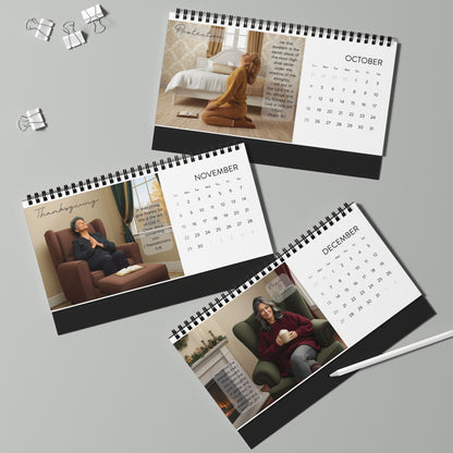 2025 Desktop Calendar - Fair Skin